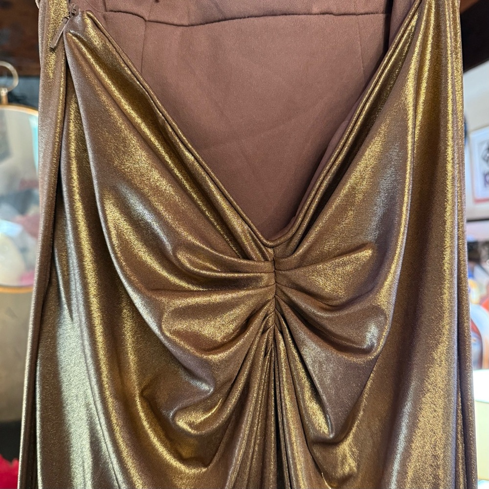 Sherri Hill Metallic Stretch Scuba Halter Dress NWT Size 2 - Picture 7 of 9